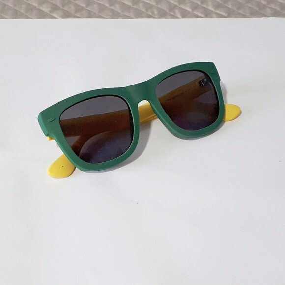 NWOT Havaianas green frame, yellow temples & brownish lens sunglasses - Picture 5 of 8